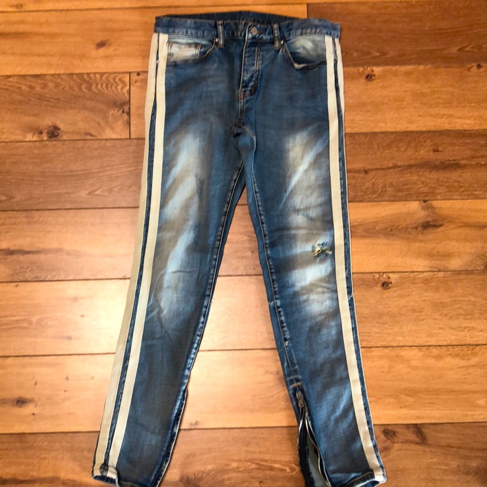 MNML jeans